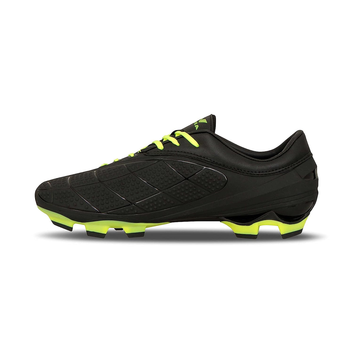 nivia dominator football shoes